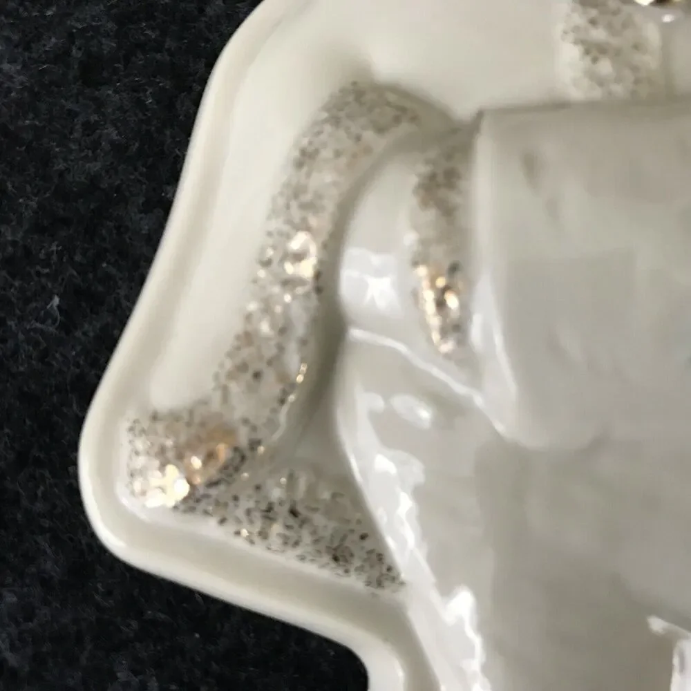 Lenox Snow-Woman Christmas Porcelain Ornament Cookie Cutter Press‎